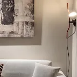 Seety Duomo * ميلان