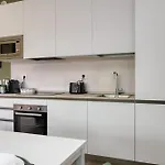 In Financial District 4 Pax * Μιλάνο