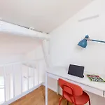 Apartman Large & Comfy - A Few Steps From The Duomo