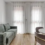Limehome Park Towers شقة