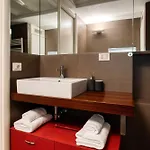 Just Urban - Stunning Loft In Porta Romana - 4 Min To Duomo M3 アパート ミラノ