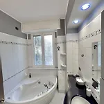 Deluxe Flat Multi-space & Private Terrace * 밀라노