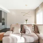 Cadorna - Rasori - Ampio Trilocale Di Design * Milão