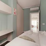 Cadorna - Rasori - Ampio Trilocale Di Design Milão