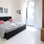 Garibaldi Isola - 80m From Garibaldi Station & 10min From Station *