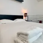 Vimercati 17 - Modern Loft - Precotto Bicocca شقة
