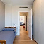 Torre Luxury Apartment *