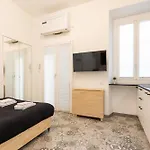 Apartament Tiny & Tidy In The Key Area Of *