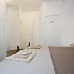 Marina House - Iulm Navigli San Paolo *