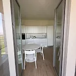 Panorama - Luminous With Private Garage * ميلان