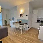 Rentopolis - Palazzo Candiani Appartement *
