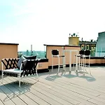 San Babila Duomo View With Shared Rooftop Terrace Apartment *