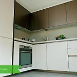 Apartment San Babila Duomo View With Shared Rooftop Terrace *