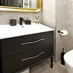 Repvblic Lux Apartment *