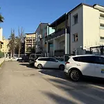 Διαμέρισμα White House Con Posti Auto