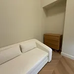 Apartment Luxury Design 1br 1ba High Ceilings *