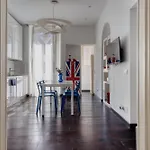 Apartament Just Urban - Elegant 2br 25 Min From Duomo - M4 Dateo