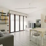 Precotto - Rucellai - Bilocale Con Ampio Balcone