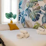 Moscova Luxe - Elegant With 2 Bathrooms Appartamento *