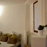 Bubi House Porta Romana Lägenhet