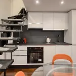 Just Urban - Stylish Loft In - Duomo 4 Min M1 Milano