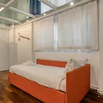 Just Urban - Stylish Loft In - Duomo 4 Min M1 Mediolan