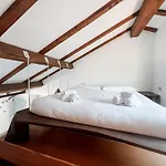 Brera Nest - Heart Of