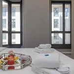 Apartment San Babila Duomo View With Shared Rooftop Terrace