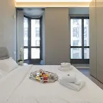 San Babila Duomo View With Shared Rooftop Terrace Apartment
