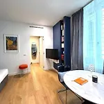 Apartamento Voltaottosuite - Comfort And Elegance In Moscova