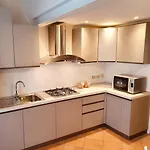 Comfortable 6 Min From Station Apartamento *