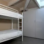 Dingo's House - 5 Minutes From M3 *