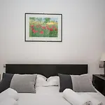 Apartamento Metro 4 - Grazioso Bilocale Accogliente Milán