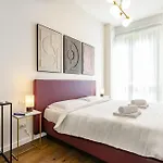 Mazzini Deluxe Apartment By Halldis Apartament Mediolan