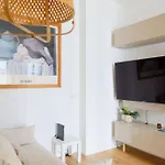 The Rent - Cozy One-bedroom In Porta Romana Area Milaan