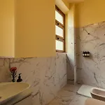 Bob W Ticinese 4* Mediolan