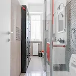 Daire Comodo E Confortevole-sesto Piano Con Vista Milano
