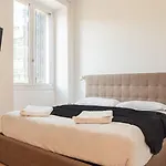 Apartment Downtown Milan