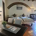 Apartahotel Monolocale Beatrice Abbadesse M3-m5 Zara
