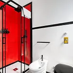 Casa Mondrian; Ac And Fast Wi-fi