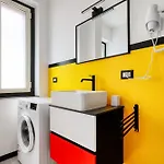 Casa Mondrian; Ac And Fast Wi-fi