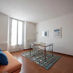 Apartment Just Urban - Bright 1br 5 Floor In The Center - Metro M2 And M4 Milan