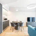 Easylife * Milano