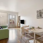 شقة Crocetta10