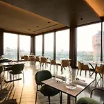 Uptown Palace 4* Milánó