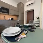 Charming Flat - 7 Attractions At Metro1 * מילאנו
