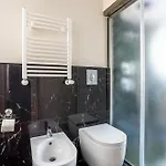 Cozy And Design Close To Rail Station Διαμέρισμα *
