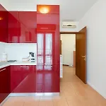 아파트 Spazio Breda - Free Parking, Private Garage, Metro M1, Balcony, 4 Guests