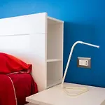 Large With Private Balcony And Workspace ミラノ