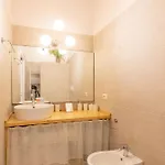 아파트 Wonderful Onebedroom Flat Chinatown - Mirable Pm 밀라노
